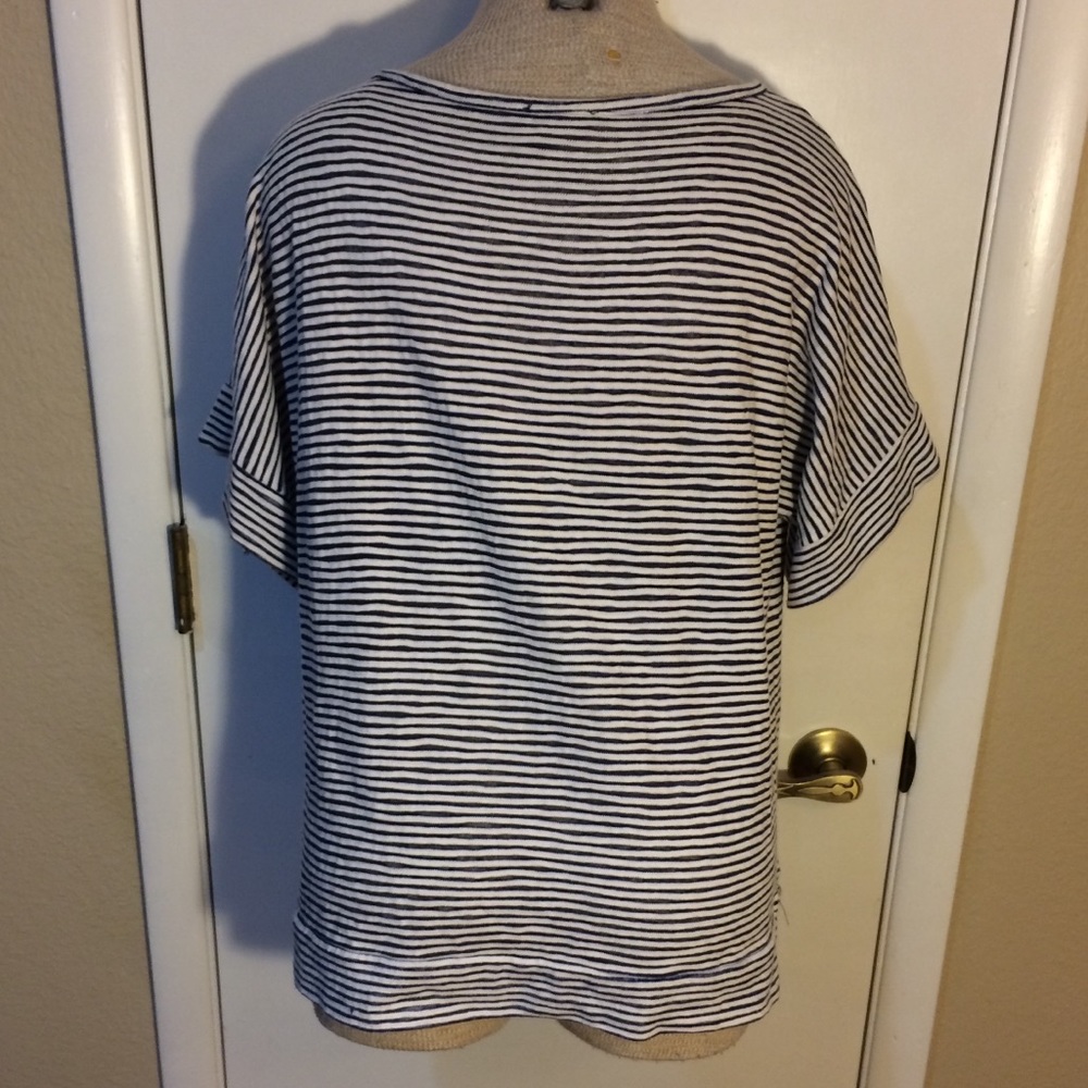 π 3 for $15 Deal! πJones New York striped blouse Large - Picture 2 of 4